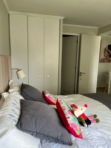 375